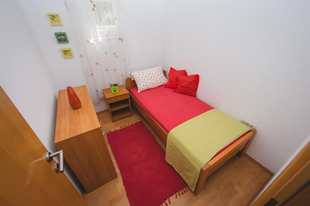 Apartment Karla&Nella Stobrec Ngoại thất bức ảnh